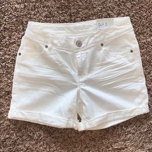 NWT White shorts from Maurices!